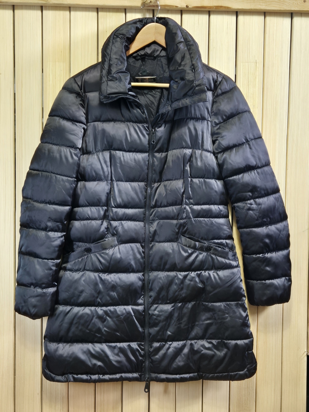 Massimo Dutti women's long line puffer jacket. Winter Jacket.